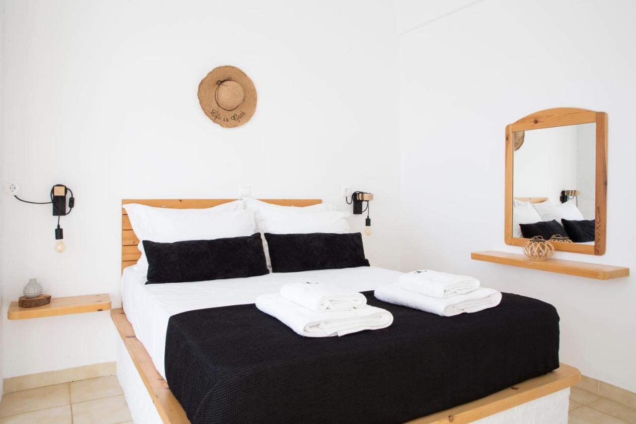 Paros King Aparthotel Alikí Eksteriør bilde