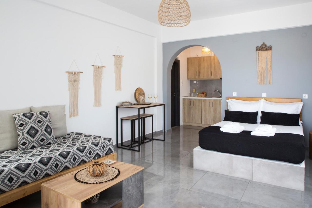Paros King Aparthotel Alikí Eksteriør bilde