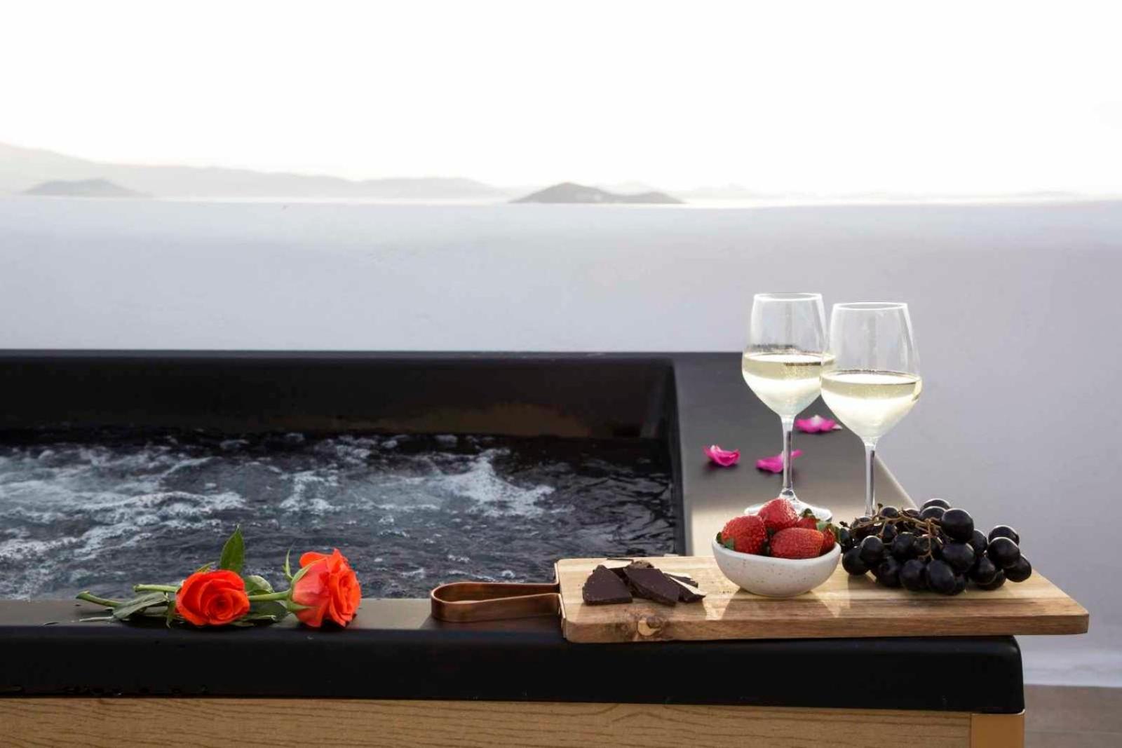 Paros King Aparthotel Alikí Eksteriør bilde
