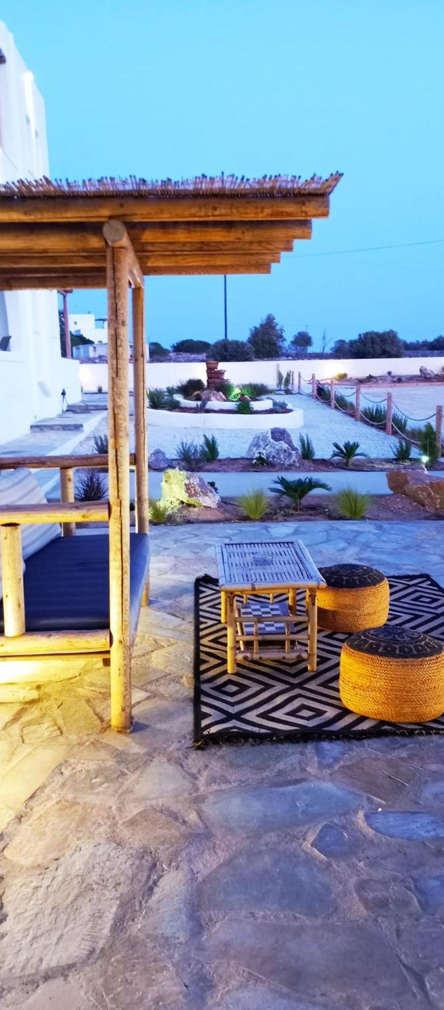 Paros King Aparthotel Alikí Eksteriør bilde